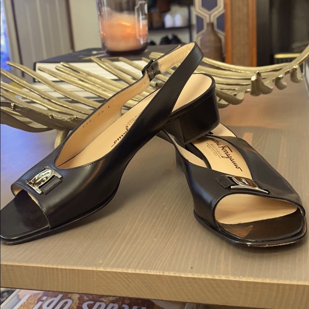 Salvatore Ferragamo leather Sling backs